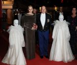 Albert et Charlene de Monaco au côté de la princesse Caroline de Hanovre au Grimaldi Forum assistent à une  représentation du Mephistofele d\'Arrigo Boito. Le 19 novembre 2011
