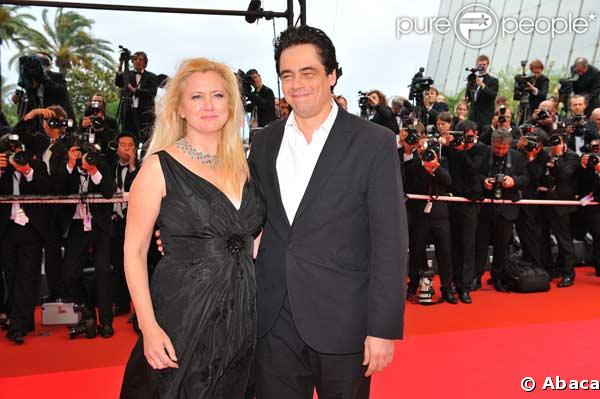 Benicio Del Toro et une amie