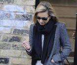 Kate Moss dans les rues de Londres le 25 novembre 2011