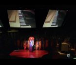 Björk -  Thunderbolt  - live à Manchester en juillet 2011.