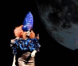 Björk sur scène au Bestival de l'île de Wight au Royaume-Uni, le 11 septembre 2011.