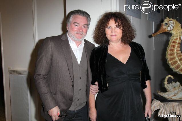 Valérie Mairesse et Christian Rauth lors de la soirée caritative de gala du festival Epsilone créations à l'occasion des vingt ans de la fondation française pour la recherche sur l'épilepsie, à Paris, le 12 décembre 2011 