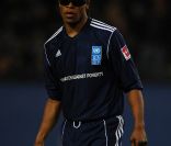 Edgar Davids, inimitable. Le 9e Match contre la Pauvreté a vu l'équipe de stars des ambassadeurs du PNUD Zinedine Zidane et Ronaldo vaincre une sélection All-Star du HSV Hambourg 5 à 4, le 13 décembre 2011.