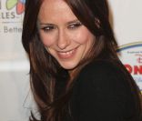 Jennifer Love Hewitt lors de l\'avant-première de Disney on Ice : Toy Story 3, à Los Angles le 14 décembre 2011