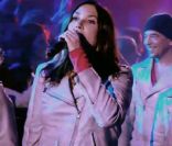 Les Enfoirés -  Un jour de plus au paradis  - single du spectacle 2012.