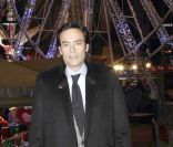 Anthony Delon pour l'inauguration de Jours de fêtes au Grand Palais, à Paris, le 15 décembre 2011.