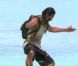 Teheiura tombe à son tour dans Koh Lanta 11, vendredi 16 décembre 2011, sur TF1 
