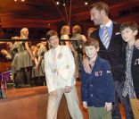 La comtesse Alexandra, accompagnée par son époux Martin Jorgensen et ses enfants les princes Nikolai et Felix, assistait le 18 décembre 2011 au concert de Noël de la Danish Radio Girl's Choir, à Copenhague.