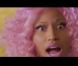 Image extraite du clip  Fireball  réalisé par Hype Williams pour Willow Smith et Nicki Minaj, décembre 2011.