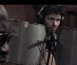 Bertrand Cantat a rejoint Amadou et Mariam en studio à Bamako pour le morceau <em>Oh Amadou</em>, disponible en janvier 2012 et extrait de leur album Folila à paraître en mars 2012.