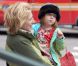 Edie Falco et sa fille Macy dans les rues de New York le 15 décembre 2011