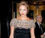  Stacy Keibler quitte son hôtel à New York, le 10 janvier 2012. 