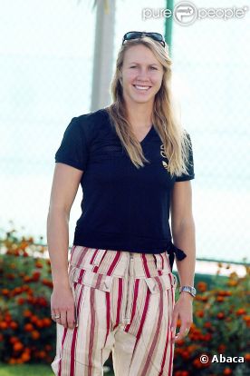 La tenniswoman australienne Alicia Molik a donné naissance le 10 anvier 2012 à Melbourne à un petit garçon prénommé Yannick.