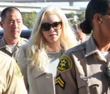 Lindsay Lohan arrive au tribunal à Los Angeles le 17 janvier 2012