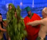 Un remake d'Adam et Ève, signé par Arthur et son équipe, dans un extrait de Ce soir avec Arthur diffusée lundi 16 janvier 2012 sur Comédie +