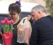 Selena Gomez s'est acheté quelques tulipes dans un supermarché de Los Angeles, le 14 janvier 2012.