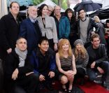 Marg Helgenberger reçoit son étoile devant ses collègues des Experts, à Los Angeles, le 23 janvier 2012