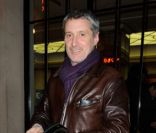 Antoine de Caunes lors de la première de Lucide au théâtre Marigny le 25 janvier 2012 à Paris