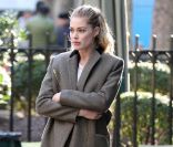 Doutzen Kroes dans les rues de New York dans un ravissant style masculin-féminin. Le 25 janvier 2012
