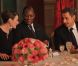 Carla Bruni-Sarkozy et Nicolas Sarkozy reçoivent le  président ivoirien Alassane Ouattara et  son épouse Dominique Ouattara, le 26 janvier 2012, à l'occasion d'un  dîner d'Etat