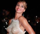 Shy'm, dans une création Franck Sorbier très audacieuse, a marqué les esprits lors des 13e NRJ Music Awards le 28 janvier 2012, à Cannes, où elle a reçu le prix de l'Interprète féminine francophone de l'année.
