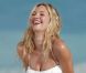 Candice Swanepoel profite de l'île de Saint-Barthélémy au cours d'un shooting pour Victoria's Secret. Le 28 janvier 2012.