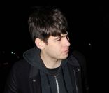 James Righton à la sortie du restaurant 34 à Londres, le 31 janvier 2012.