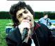 Max Boublil fusille les bombes sans cervelle