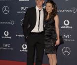  Laurent Koscielny et sa femme, Claire. 
 La cérémonie des Laureus World Sports Awards 2012, qui s'est déroulée le 6 février à Londres avec Clive Owen en maître de cérémonie, a notamment consacré Novak Djokovic Sportif de l'année, devant un parterre de légendes et de couples stars du sport. 