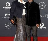 Eddie Jordan et sa femme Marie. La cérémonie des Laureus World Sports Awards 2012, qui s'est déroulée le 6 février à Londres avec Clive Owen en maître de cérémonie, a notamment consacré Novak Djokovic Sportif de l'année, devant un parterre de légendes et de couples stars du sport.
