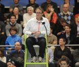  Mary Pierce a survolé les débats. 
 Amélie Mauresmo organisait le 7 février 2012, dans le cadre du 20e Open GDF Suez, la seconde édition de sa soirée Amélie and friends, au profit de l'Institut Curie, avec Yannick Noah, Henri Leconte, Mansour Bahrami, Fabrice Santoro, Michèle Laroque, Pascal Elbé, Franck Dubosc, Ary Abittan et Mary Pierce. 