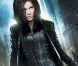 Kate Beckinsale explosée par une Taupe et maître Yoda