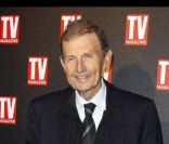 Etienne Mougeotte lors des 25 ans de TV Magazine au Plaza Athenée le 8 février 2012 à Paris