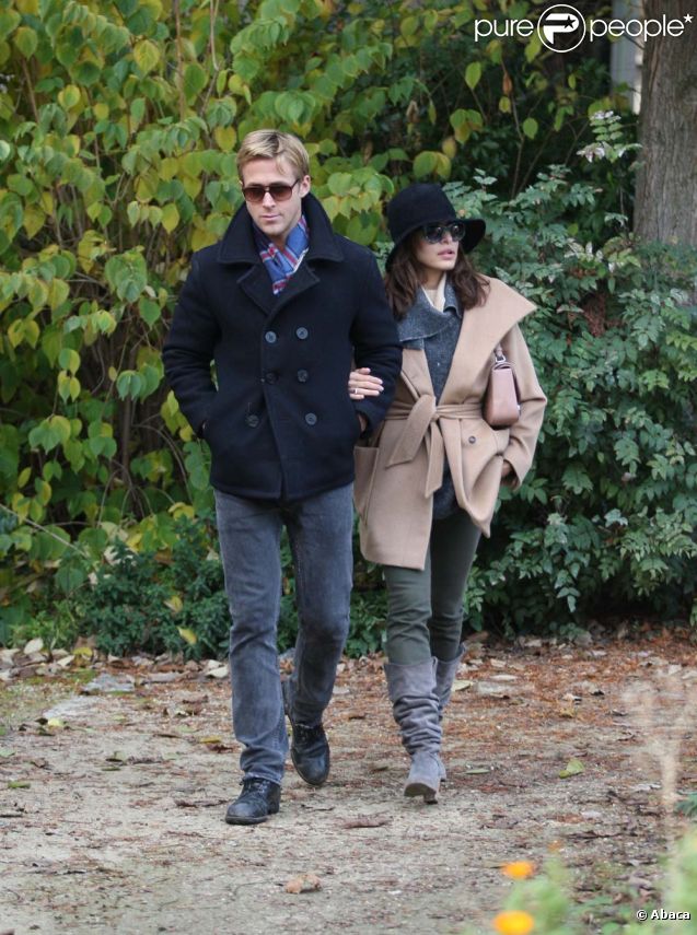 Ryan Gosling et Eva Mendes à Paris, le 26 novembre 2011. 