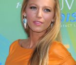 Blake Lively et sa longue crinière blonde  