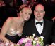  La princesse Charlene et le prince Albert de Monaco, radieux pour le Bal de la Rose le 24 mars 2012. 
 Le Bal de la Rose 2012, sous l'impulsion de la princesse Caroline de Monaco, présidente de la Fondation Princesse Grace, a mis la Salle des Etoiles du Sporting Club de Monaco à la mode folle, colorée et rock du Londres des années 1960, Swinging London, le 24 mars 2012. 