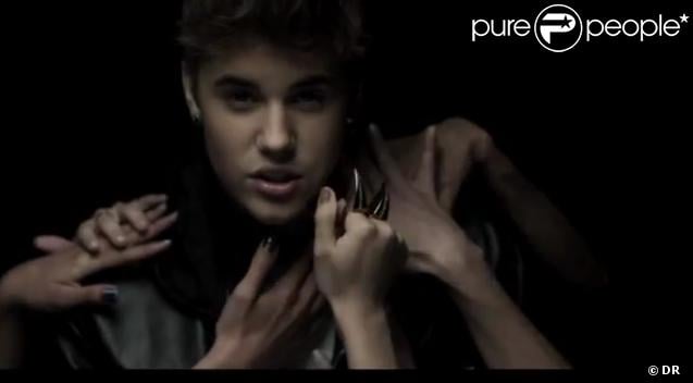 Justin Bieber dans un extrait de son nouveau clip,  Boyfriend .