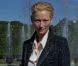 Tilda Swinton assiste au défilé Chanel qui présente sa collection Croisière 2012-2013 au château de Versailles. Le 14 mai 2012.