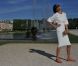 Inès de la Fressange assiste au défilé Chanel qui présente sa collection Croisière 2012-2013 au château de Versailles. Le 14 mai 2012.