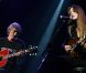 Louis Bertignac et Carla Bruni-Sarkozy, sur la scène du Zénith de Paris, le 20 octobre 2004.