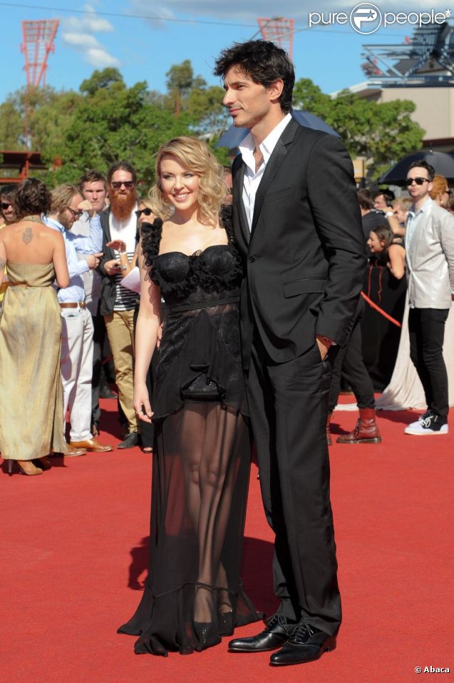 Kylie Minogue et Andres Velencoso à Sydney, le 27 septembre 2011.