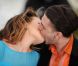 Suzanne Clément et Xavier Dolan ont échangé un baiser passionné lors du photocall de présentation de Laurence Anyways, troisième long métrage du réalisateur canadien de 23 ans, au Festival de Cannes le 19 mai 2012, en présence des autres protagonistes, Melvil Poupaud, Nathalie Baye, et Monia Chokri.