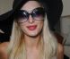 Paris Hilton arrive à l'aéroport de Nice, le samedi 19 mai 2012.