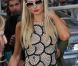 Paris Hilton quitte le luxueux hôtel Carlton à Cannes, avec son ami Jean-Roch, le samedi 19 mai 2012.