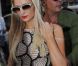 Paris Hilton quitte le luxueux hôtel Carlton à Cannes, avec son ami Jean-Roch, le samedi 19 mai 2012.