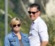 Reese Witherspoon et son mari Jim Toth à Brentwood pour le match de football du petit Deacon, Los Angeles, le 1er juin 2012.