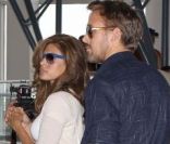 Eva Mendes et Ryan Gosling étaient à l'aéroport de Los Angeles, le 2 juin 2012.
