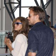 Eva Mendes et Ryan Gosling étaient à l'aéroport de Los Angeles, le 2 juin 2012.