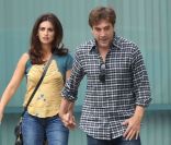 Javier Bardem et sa femme Pénelope Cruz se promènent à Los Angeles le 13 juin 2012