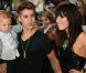Justin Bieber, son petit frère Jaxon et Carly Rae Jepsen aux MuchMusic Video Awards, à Toronto, le 17 juin 2012.